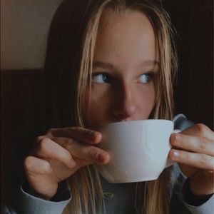 Meet your Posher, Gwyneth